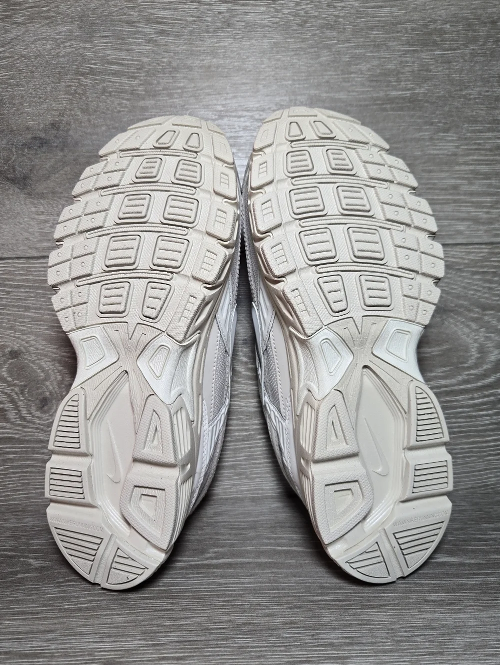 Nike Initiator Running Shoes Light Orewood Brown / Sail 394053-103 Womens Size 9 - Picture 5 of 7